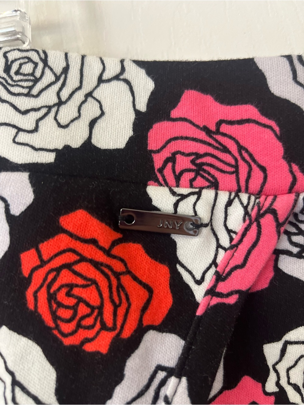 Jones New York Black Floral Skort with Red and Pink Roses